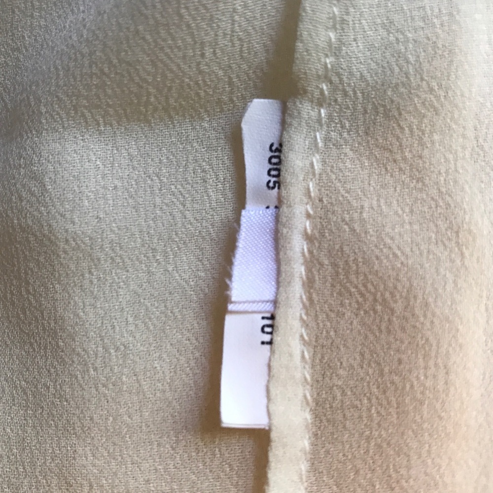 Rare Authentic Valentino Jeweled Pussy-bow Blouse - Picture 8 of 8